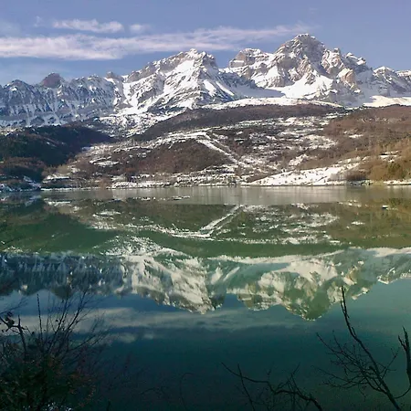 דירה Con Jardin Casa Mendiluce אל פואיו דה חאקה