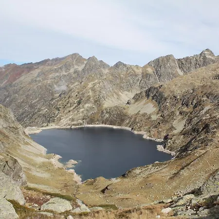 דירה Con Jardin Casa Mendiluce *