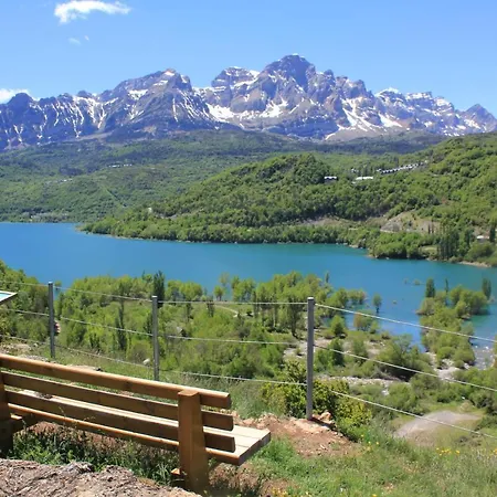 Con Jardin Casa Mendiluce דירה