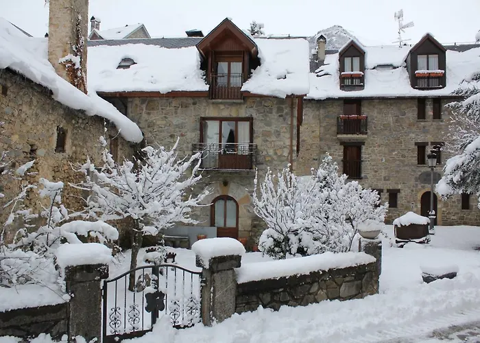 Con Jardin Casa Mendiluce * 엘프요데제카