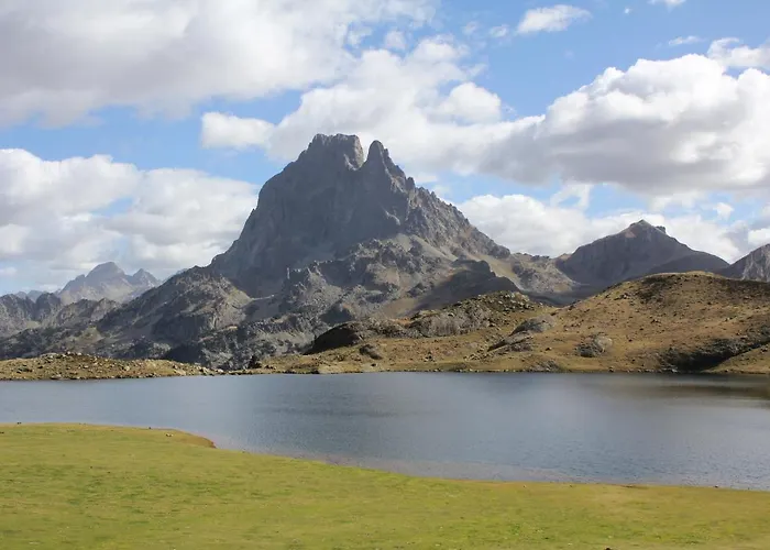 Con Jardin Casa Mendiluce 엘프요데제카